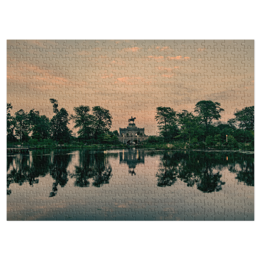 Chicago Reflections Jigsaw Puzzle with storage tin