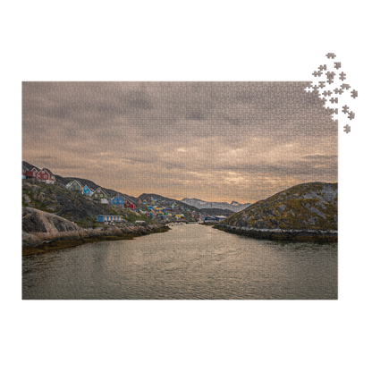 Greenland Houses Jigsaw Puzzle with storage tin
